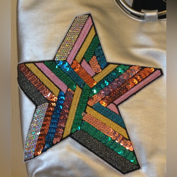 ๐6xHP!!๐๐ NWT! Silver Vegan Leather Bag ๐ - Picture 3 of 16